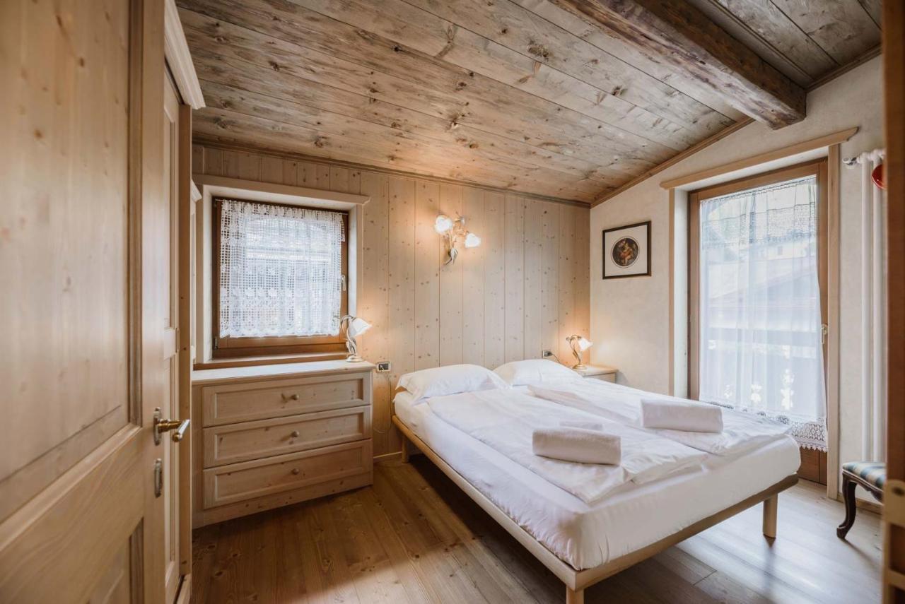 Cesa Linda By Ama Val Di Fassa Apartment กัมปีเตลโลดีฟัสซา ภายนอก รูปภาพ